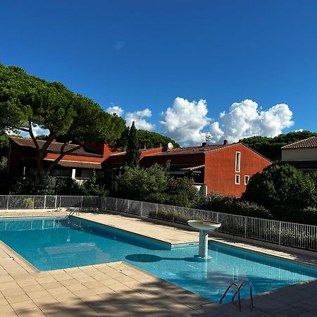 Frejus - Appartement 4 Personnes - Piscine Zewnętrze zdjęcie
